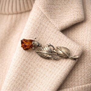 Vintage Baltic Amber rose brooch